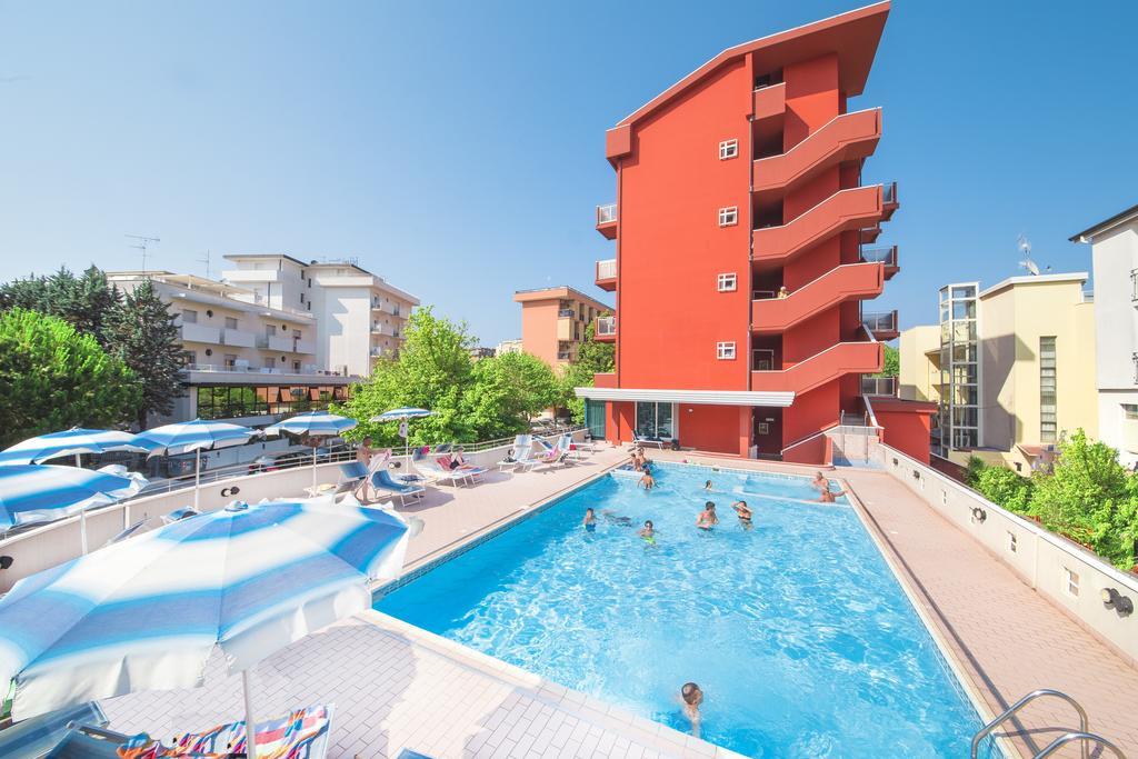 Family Hotel Mediterraneo - Azzurro Club Cesenatico Exterior photo