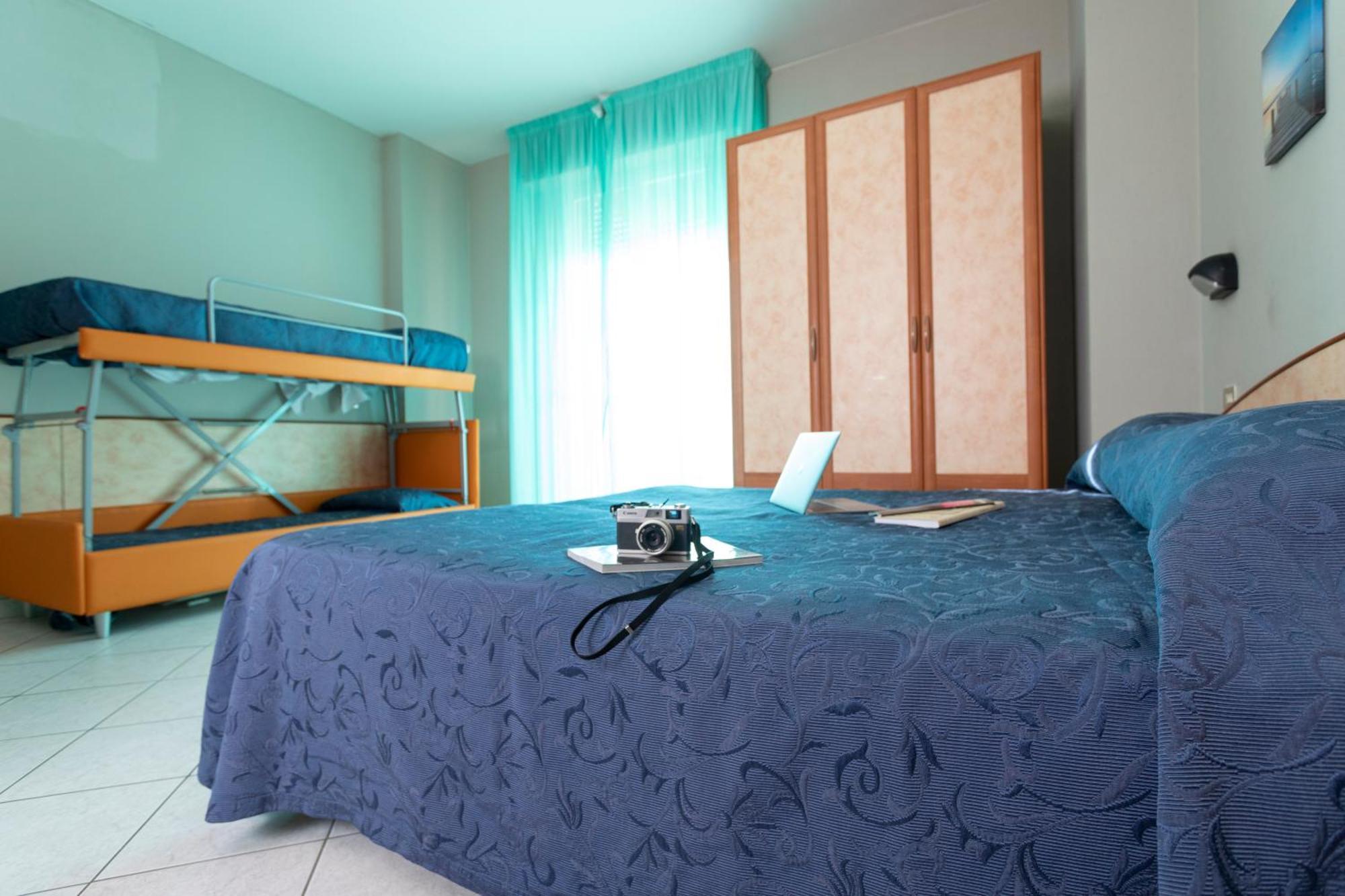 Family Hotel Mediterraneo - Azzurro Club Cesenatico Exterior photo